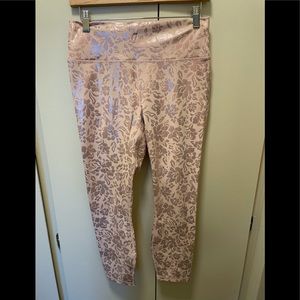 Capri workout leggings